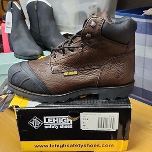 Lehigh mens 9W dark brown met sport shoe